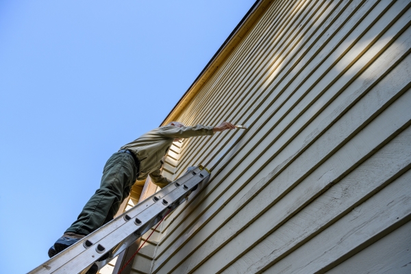 Signs That Your Home Is Ready for Custom Exterior Painting